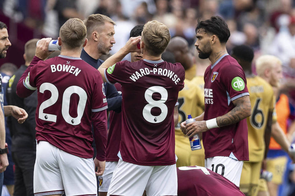 2016 夺冠功臣：查普曼（Aroldis Chapman）在世界大赛 G5、G6、G7 的疯狂投球助小熊续命