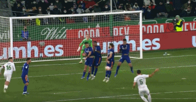 日职球队为何偏好长期建队